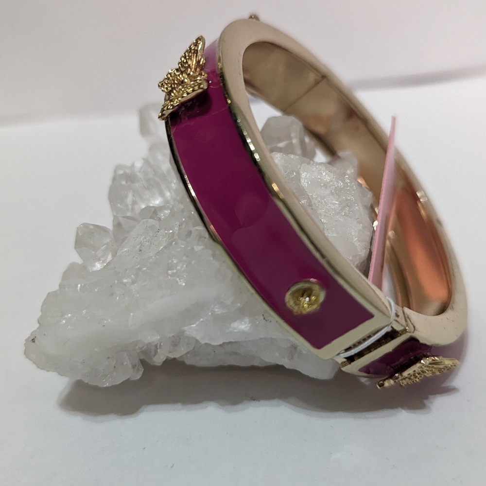 Butterfly Hinge Bangle - Picture 5 of 8